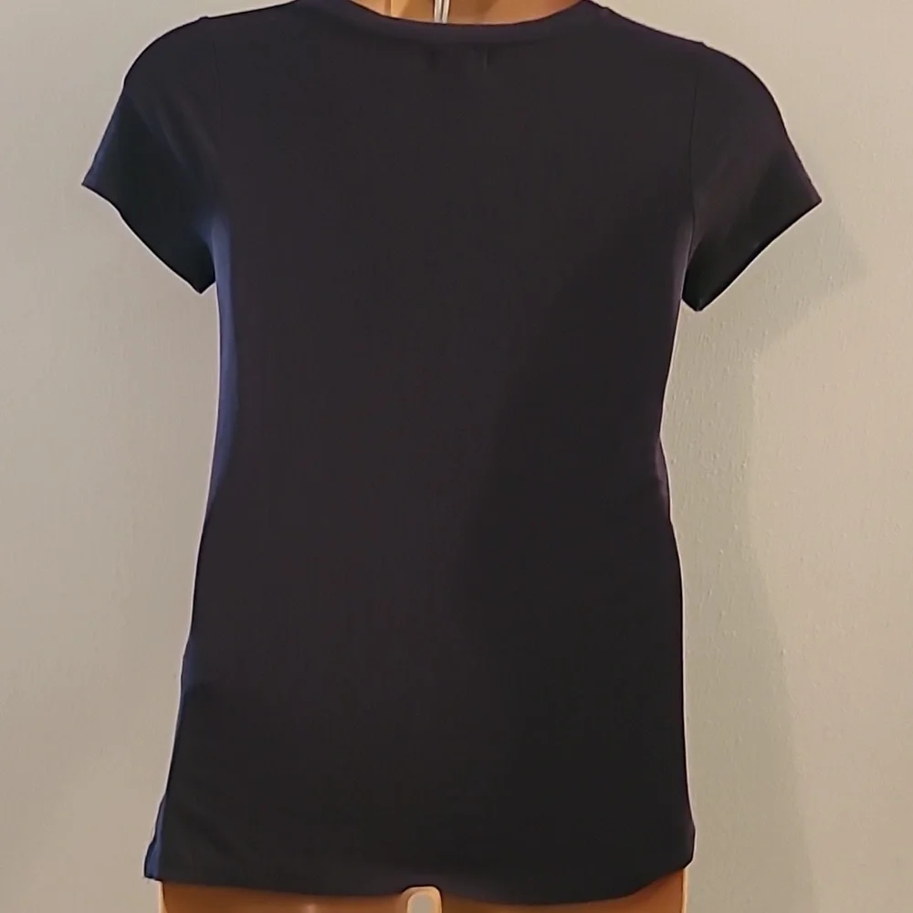 Women's grey v-neck t-shirt size Medium - Picture 6 of 8